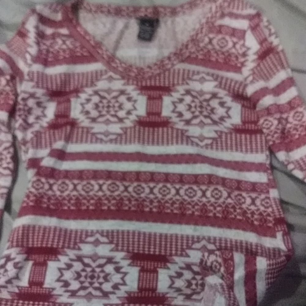 Rue21 long sleeve shirt
